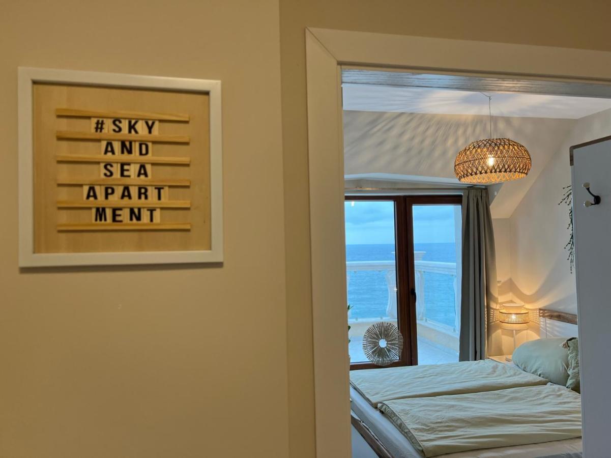 Sky & Sea Daire Altın Kumlar